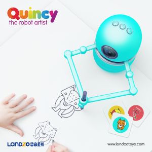 Quincy The Robot Artist