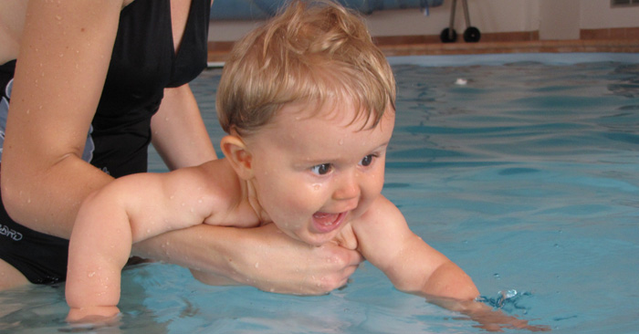 Baby Swimming - Sun Safety Tips