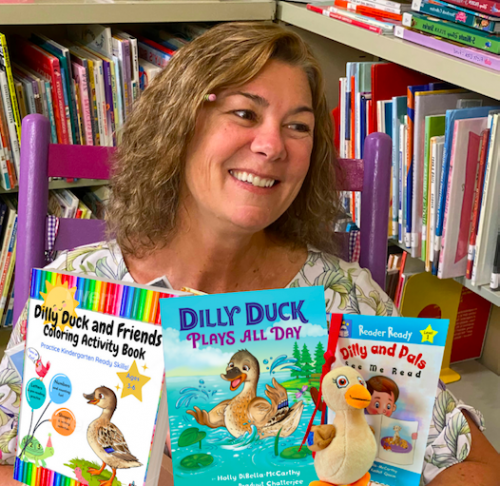 Mom's Choice Award-winning Author, Holly DiBella-McCarthy!